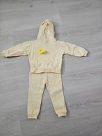 Gele joggingpak Primark, maat 98, Ophalen of Verzenden, Zo goed als nieuw, Maat 98