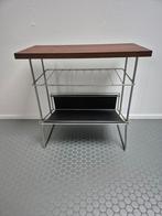 Vintage Bijzettafel met Tijdschriftenrek, Huis en Inrichting, Tafels | Bijzettafels, 45 tot 60 cm, Minder dan 55 cm, Gebruikt