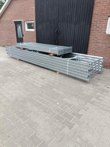 13.5 meter metalsistem palletstelling magazijnstelling beschikbaar voor biedingen