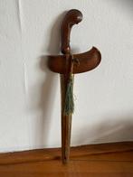 Keris, Antiek en Kunst, Ophalen