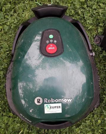 Robotmaaier Robomow RT300 + Robohome + snoer + adapter ZGAN beschikbaar voor biedingen