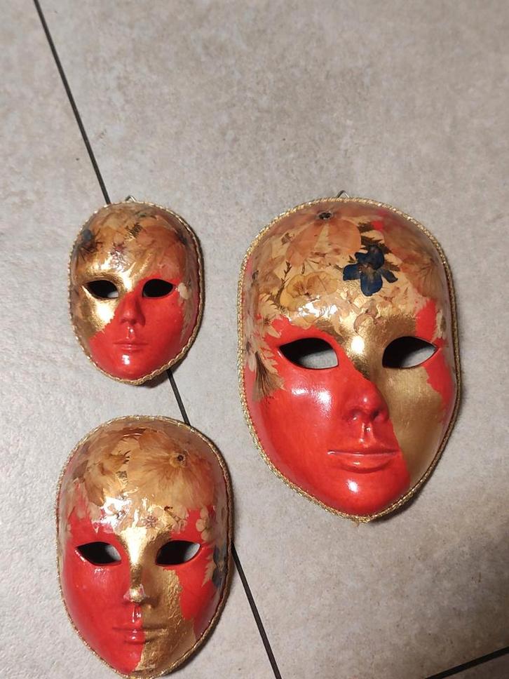 3 gipsen maskers, Huis en Inrichting, Woonaccessoires | Wanddecoraties, Ophalen of Verzenden