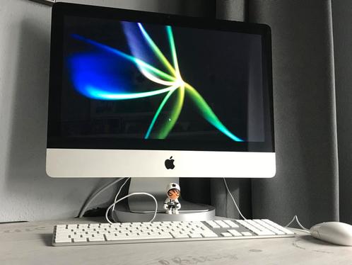 Imac 21,5” - mid 2010 edition, Computers en Software, Apple Desktops, Zo goed als nieuw, iMac, Ophalen
