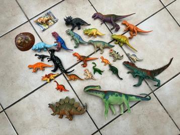 Set dinosaurussen ( dino's ) beschikbaar voor biedingen
