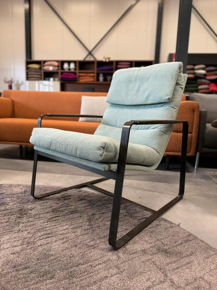 Nieuw Leolux Indra Fauteuil Cuzco Blauw stof Design stoel, Huis en Inrichting, Fauteuils, Nieuw, Stof, 50 tot 75 cm, 75 tot 100 cm