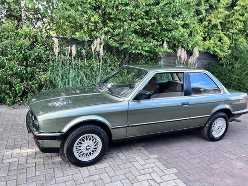 BMW 3-serie 318i, Auto's, BMW, Bedrijf, Te koop, 3-Serie, Lichtmetalen velgen, Metallic lak, Benzine, Sedan, Origineel Nederlands