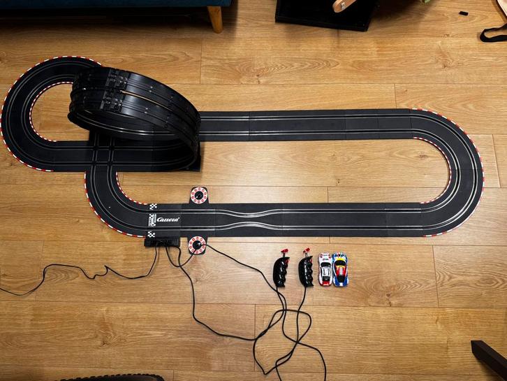 Carrera racebaan rally! (Leuk Sinterklaas idee?), Dieren en Toebehoren, Reptielen en Amfibieën, Slang, 0 tot 2 jaar