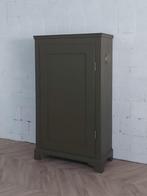 Landelijke klassieke kast, eendeurskast, legkast, Antiek en Kunst, Ophalen of Verzenden