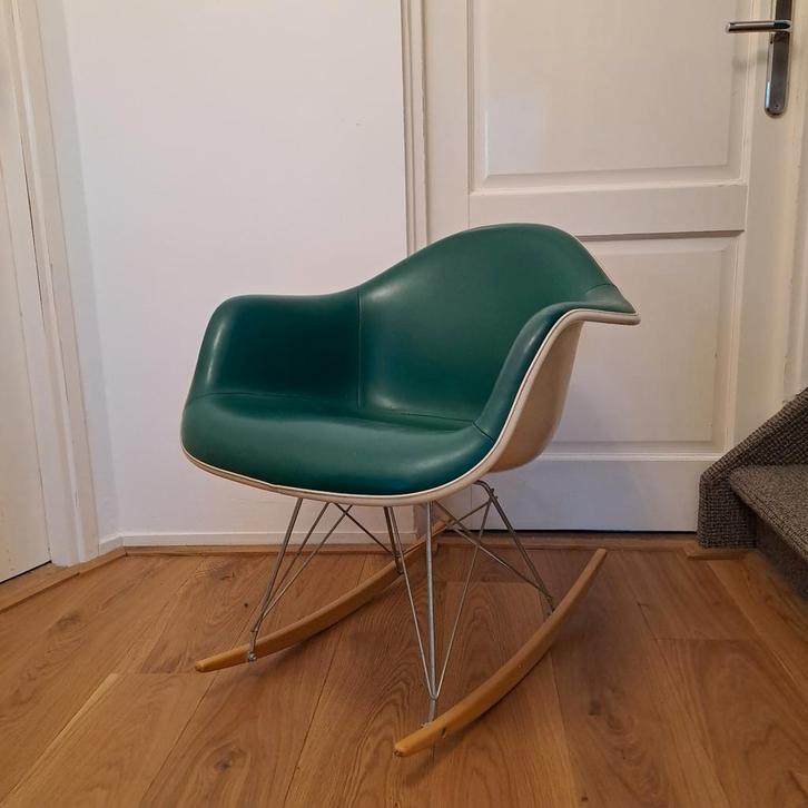 Charles Eames - schommelstoel Vitra RAR fiber skai jaren 60, Huis en Inrichting, Stoelen, Gebruikt, Eén, Kunststof, Overige kleuren