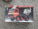 MERCEDES-BENZ 1628S TRUCKS OF THE WORLD REVELL 1/25 NO 7467., Hobby en Vrije tijd, Revell, Groter dan 1:32, Ophalen of Verzenden
