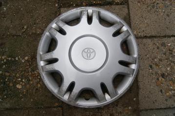 1 losse originele wieldop Toyota Yaris 14 inch beschikbaar voor biedingen