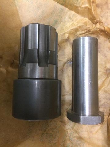 SPROCKET SHAFT offset voor bredere band, nieuw, 1 INCH beschikbaar voor biedingen