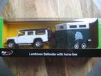 Landrover Defender met paardentrailer, Hobby en Vrije tijd, Modelauto's | 1:32, Ophalen of Verzenden, Nieuw, Auto, Overige merken