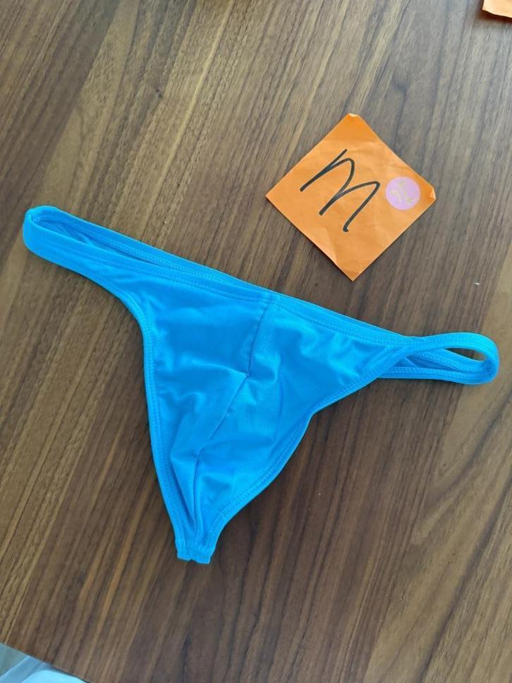 zwemstring, maat M, blauw, herenslip, Kleding | Heren, Badmode en Zwemkleding, Zwemslip, Maat 48/50 (M), Blauw, Ophalen of Verzenden