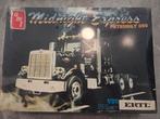 Amt/ertl nr.6644 peterbilt 359 midnight express, Hobby en Vrije tijd, Overige merken, Auto, Groter dan 1:32, Ophalen of Verzenden