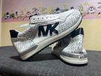 Nieuwe sneakers maat 41 Kleur wit grijs en zwart, Ophalen of Verzenden, Nieuw, Wit, Sportschoenen