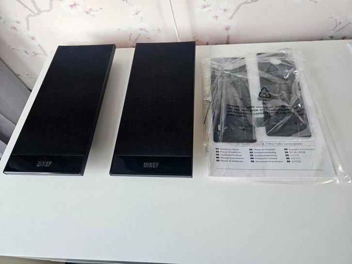 Kef T101 plus T101C met muurbevestigingsplaten en voetjes, Audio, Tv en Foto, Luidsprekers, Zo goed als nieuw, Front, Rear of Stereo speakers