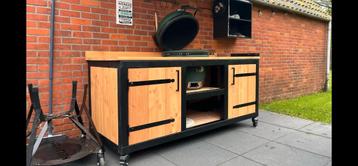Buitenkeuken naar smaak en wens met BBQ, G4 of gas-BBQ’s  beschikbaar voor biedingen