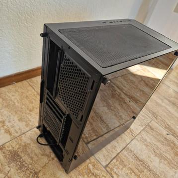 Pc case beschikbaar voor biedingen