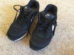 Sneakers zwart valt als maat 38 zgan, Ophalen of Verzenden, Zo goed als nieuw, Sneakers of Gympen