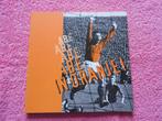 Abe in oranje - Heerenveen, Boeken, Geschiedenis | Stad en Regio, Ophalen of Verzenden, 20e eeuw of later, Zo goed als nieuw
