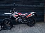 Derbi senda sm 50 2T DRD xtreme, Fietsen en Brommers, Brommers | Crossbrommers, Ophalen, Zo goed als nieuw, Derbi