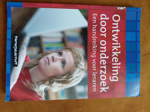 Ontwikkeling door onderzoek, Boeken, Studieboeken en Cursussen, Gelezen, HBO, Ophalen of Verzenden