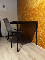 Zwart bureau met grijze stoel (velvet), Huis en Inrichting, Bureaus, Ophalen, Zo goed als nieuw