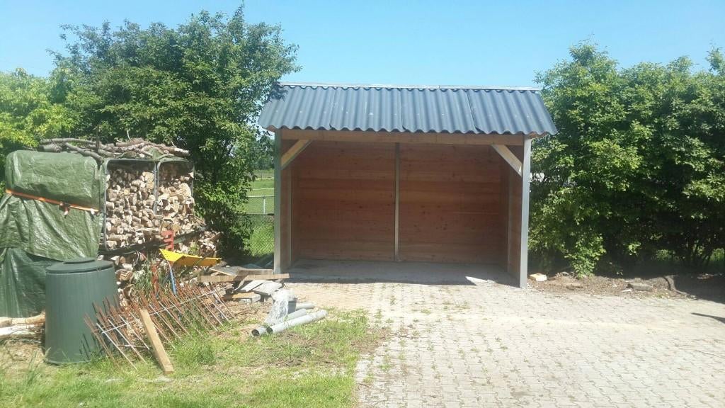 schuilstallen 40mm massief vanaf 2850,- € incl. montage, Weidegang, 2 of 3 paarden of pony's