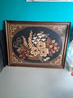 Geborduurde bloemen in lijst, Antiek en Kunst, Kunst | Schilderijen | Klassiek, Ophalen
