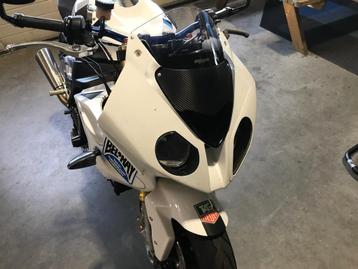 BMW S1000RR 2010 ombouw set naar R