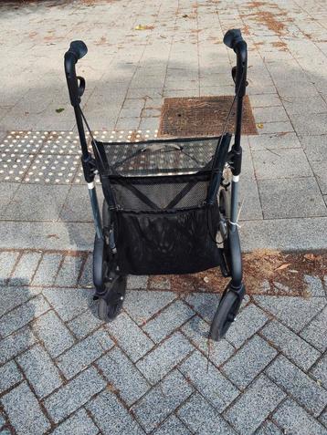 TOPRO TROJA ROLLATOR  beschikbaar voor biedingen
