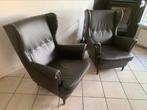 Twee IKEA Strandmon donkerbruin leren fauteuils, Ophalen, Zo goed als nieuw, 75 tot 100 cm, Oorfauteuil