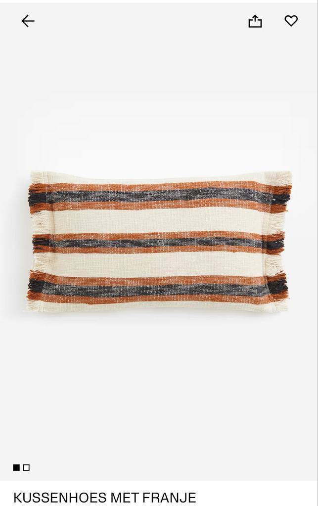 Mooie kussenhoezen van H&M home, Huis en Inrichting, Woonaccessoires | Kussens, Nieuw, Beige, Rechthoekig, Ophalen of Verzenden