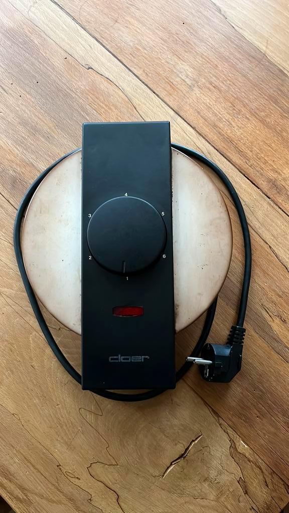 Cloer 252 kniepertjes rolletjes wafel ijzer., Witgoed en Apparatuur, Wafelijzers, Gebruikt, Ophalen of Verzenden