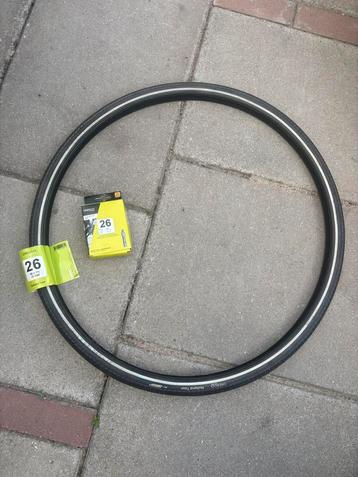 Binnen en buitenband 26 inch beschikbaar voor biedingen