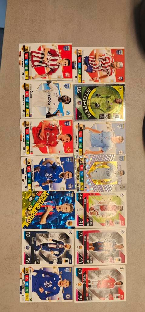 Panini Adrenalyn XL 2022-23 - 14 Kaarten, Hobby en Vrije tijd, Stickers en Plaatjes, Zo goed als nieuw, Meerdere plaatjes, Ophalen of Verzenden