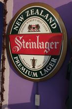vintage Bier Reclame Steinlager New Zealand met lichtbak, Verzamelen, Merken en Reclamevoorwerpen, Ophalen, Gebruikt, Lichtbak of (neon) lamp
