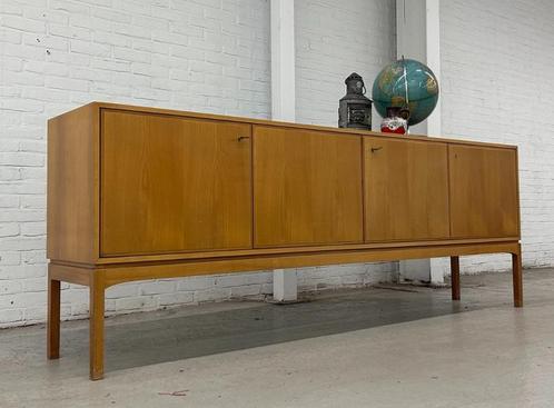 XXL vintage dressoir, Huis en Inrichting, Kasten | Dressoirs, Gebruikt, 200 cm of meer, 25 tot 50 cm, Ophalen