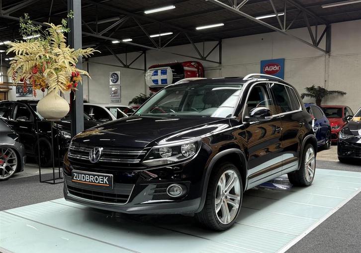Volkswagen Tiguan 2.0 TSI PANO 4Motion Clima Navi Keyless, Auto's, Volkswagen, Bedrijf, Te koop, Tiguan, Airconditioning, Boordcomputer