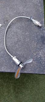 Kabel, Computers en Software, Pc- en Netwerkkabels, Ophalen of Verzenden, Zo goed als nieuw