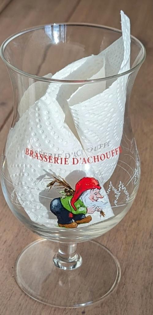 La Chouffe glas 33cl met winterlandschap, Verzamelen, Biermerken, Zo goed als nieuw, Glas of Glazen, Overige merken, Ophalen of Verzenden
