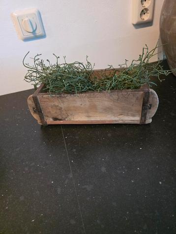OUDE HOUTEN STEENMAL beschikbaar voor biedingen