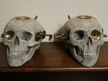 set SteamPunk Schedels unieke custom-made Fantasy Kandelaars beschikbaar voor biedingen