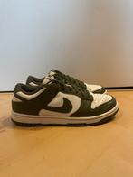 Nike Dunk Low “Medium Olive” maat 41., Overige kleuren, Nike, Ophalen of Verzenden, Sneakers of Gympen