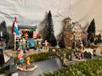 Miniatuur kerstdorp geheel compleet met verlichting, Diversen, Kerst, Ophalen, Zo goed als nieuw