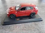 Schaalmodel Alfa Romeo Stelvio, Hobby en Vrije tijd, Modelauto's | 1:24, Ophalen of Verzenden, Zo goed als nieuw, Bburago