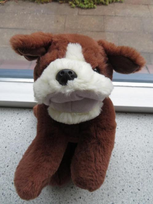 Buldog hond merk Sunkid bruin velours ruim 30 cm, Kinderen en Baby's, Speelgoed | Knuffels en Pluche, Zo goed als nieuw, Hond