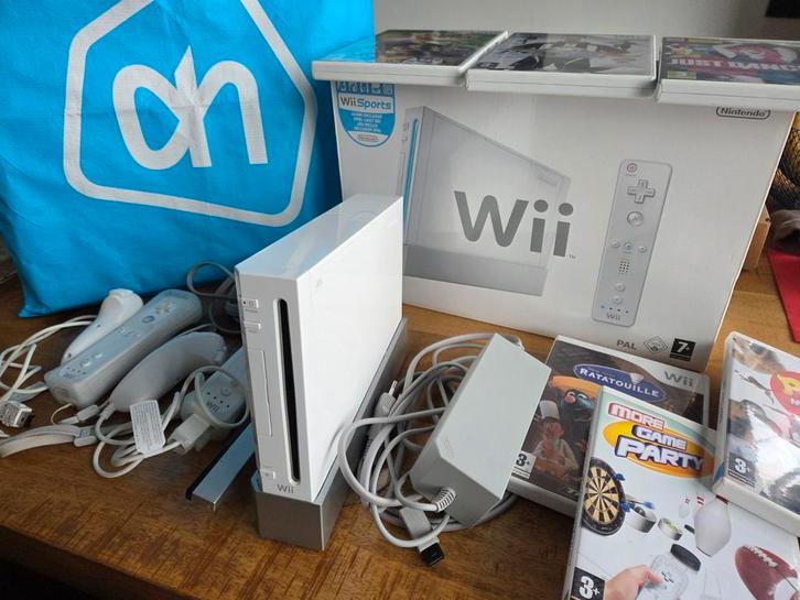Nintendo wii met spellen, Spelcomputers en Games, Spelcomputers | Nintendo Wii, Gebruikt, Ophalen