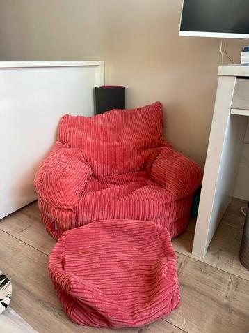 Roze Zitzakstoel met Voetenbank - Big Bertha Original beschikbaar voor biedingen